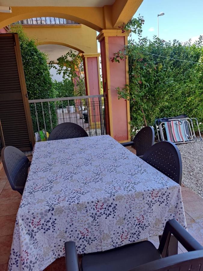 Apartamento Completo Con Piscina Comunitaria Y Patio Exterior Ayamonte Esterno foto